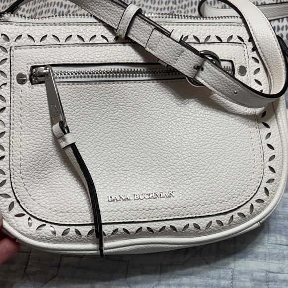 Dana Buchman Elegant White Crossbody Bag - Picture 5 of 5